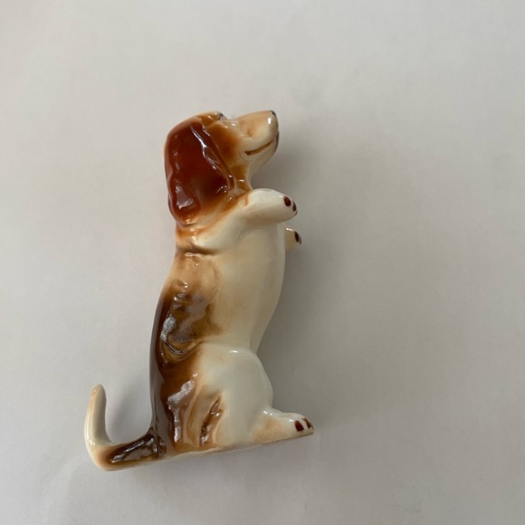 Vintage Bassett Hound Porcelain Figurine - Picture 3 of 6